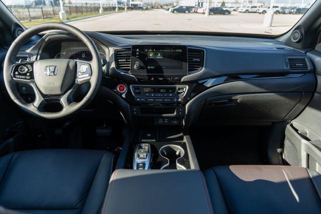 new 2025 Honda Passport car, priced at $46,365