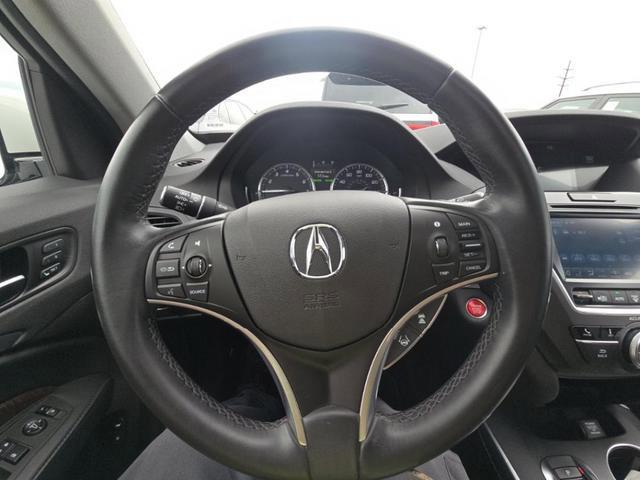 used 2020 Acura MDX car, priced at $30,495