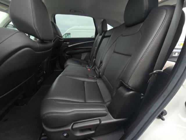 used 2020 Acura MDX car, priced at $30,495