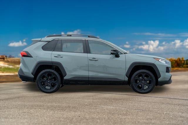 used 2020 Toyota RAV4 car, priced at $26,594