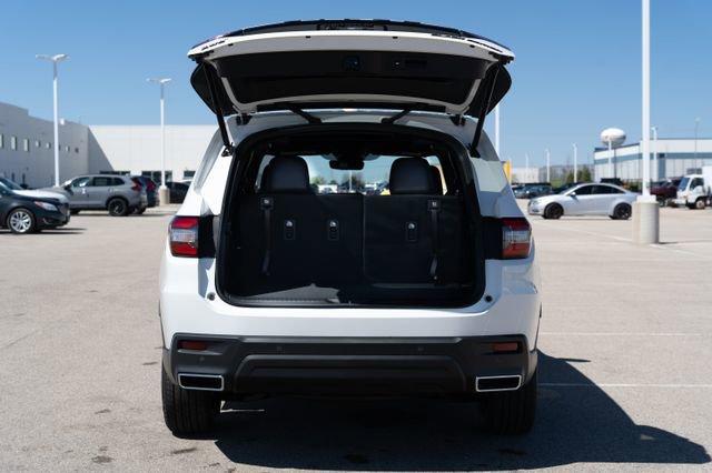 new 2025 Honda Pilot car, priced at $52,508