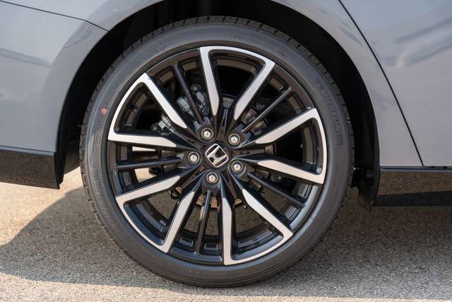 new 2025 Honda Accord Hybrid car, priced at $38,405