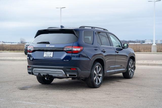 new 2025 Honda Pilot car, priced at $52,044