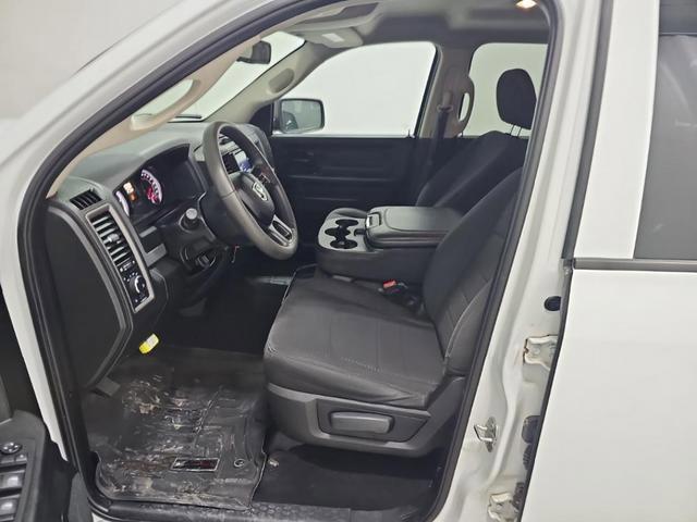 used 2019 Ram 1500 Classic car, priced at $26,194