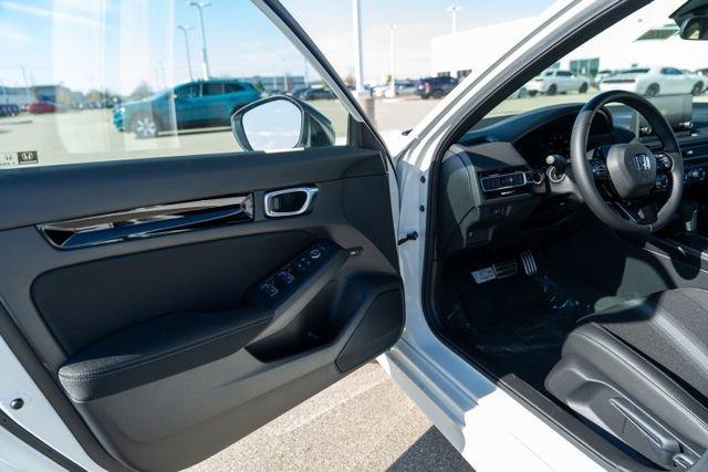 new 2026 Honda Civic Hybrid car, priced at $29,195