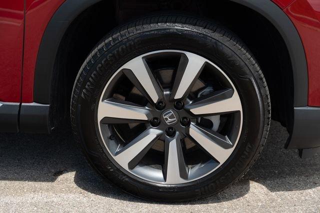 used 2025 Honda Pilot car, priced at $46,794