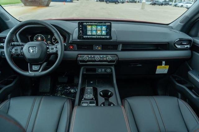 new 2025 Honda Pilot car, priced at $50,185