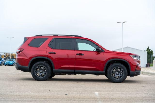 new 2025 Honda Pilot car, priced at $50,185