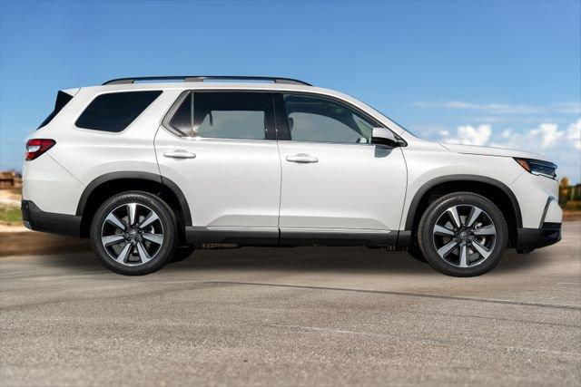 new 2025 Honda Pilot car, priced at $48,129