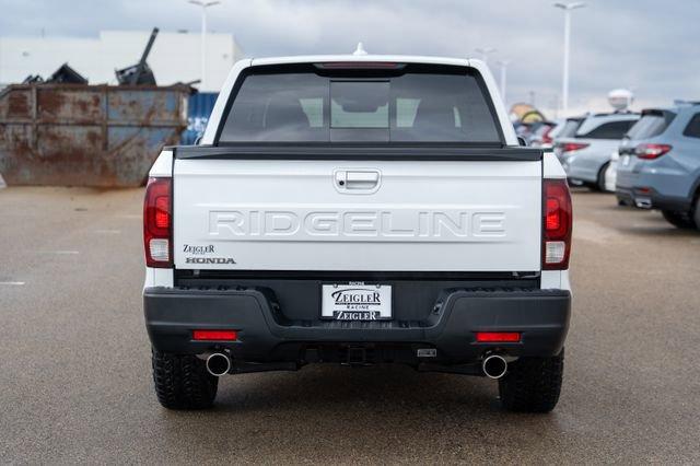 used 2025 Honda Ridgeline car, priced at $40,394
