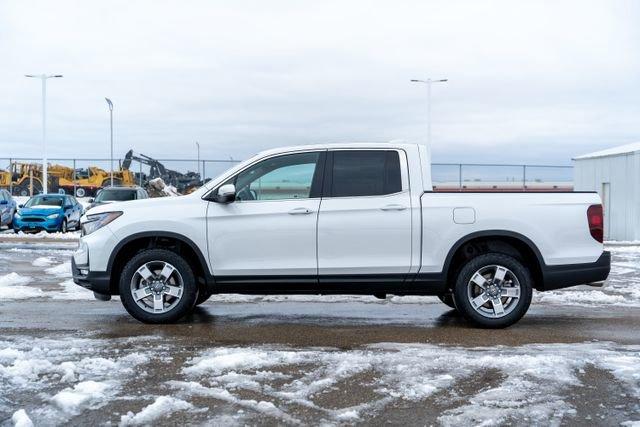 new 2025 Honda Ridgeline car, priced at $41,580