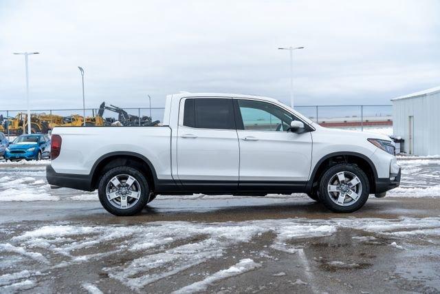 new 2025 Honda Ridgeline car, priced at $41,580