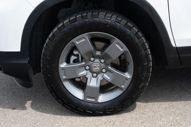 used 2025 Honda Ridgeline car, priced at $44,294