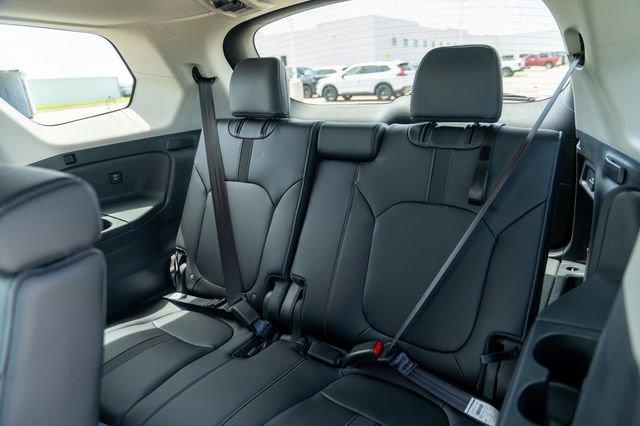 used 2025 Honda Pilot car, priced at $42,794