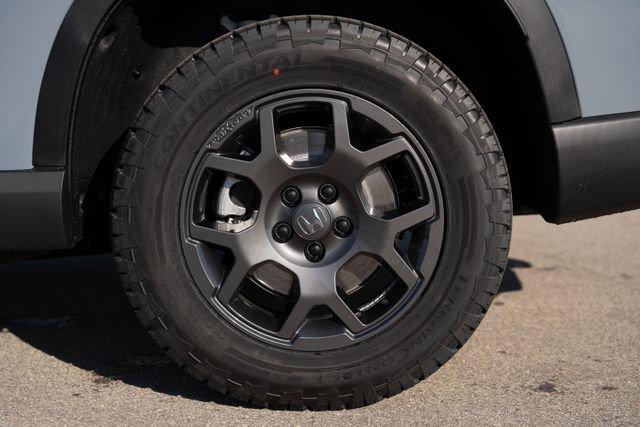 new 2025 Honda Pilot car, priced at $48,741