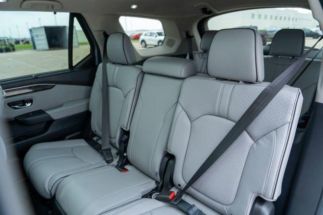 new 2025 Honda Pilot car, priced at $50,178