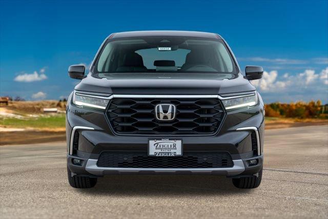 new 2025 Honda Pilot car, priced at $46,991