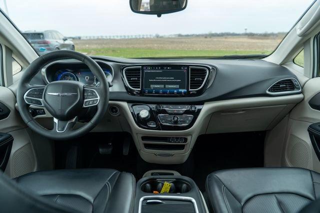 used 2023 Chrysler Pacifica car, priced at $23,494