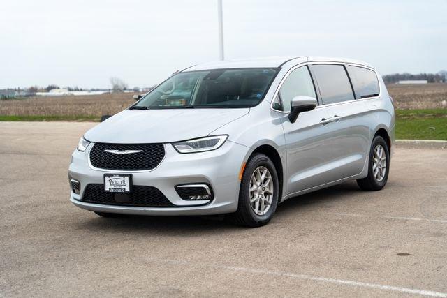 used 2023 Chrysler Pacifica car, priced at $23,494