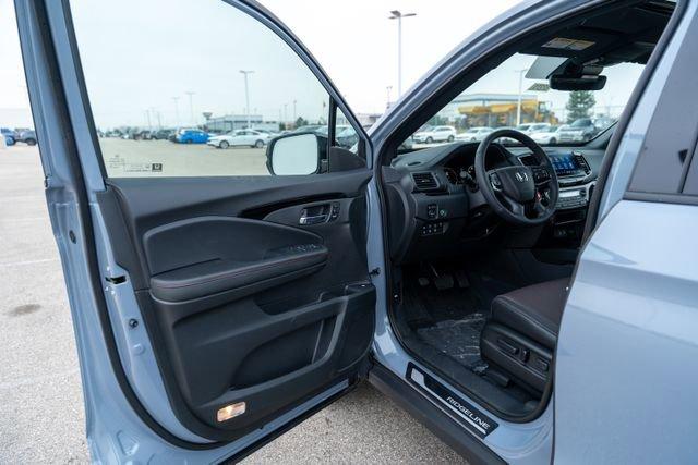 new 2025 Honda Ridgeline car, priced at $46,155