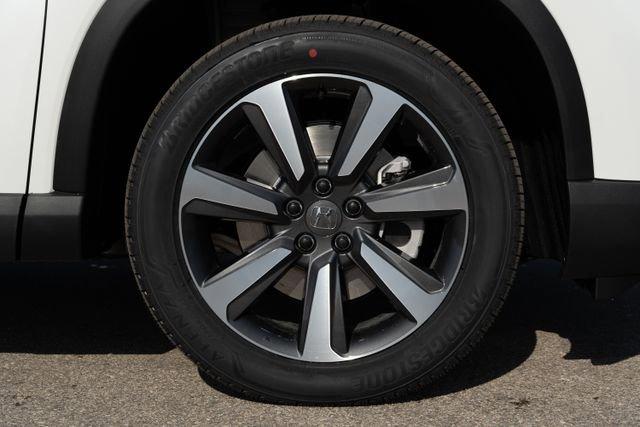 new 2025 Honda Pilot car, priced at $48,184