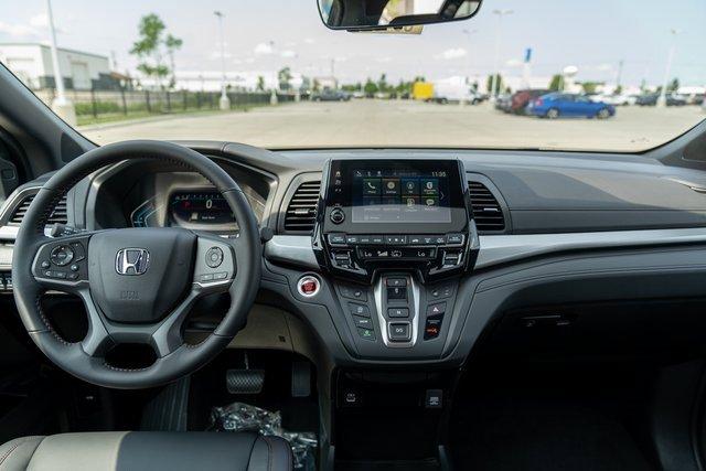 new 2024 Honda Odyssey car, priced at $39,655