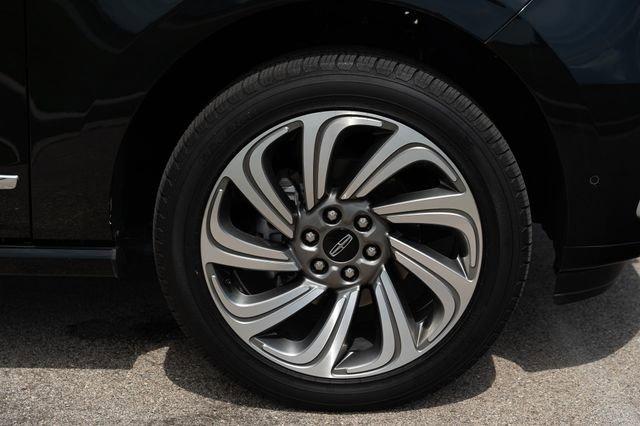 used 2023 Lincoln Navigator car, priced at $66,397
