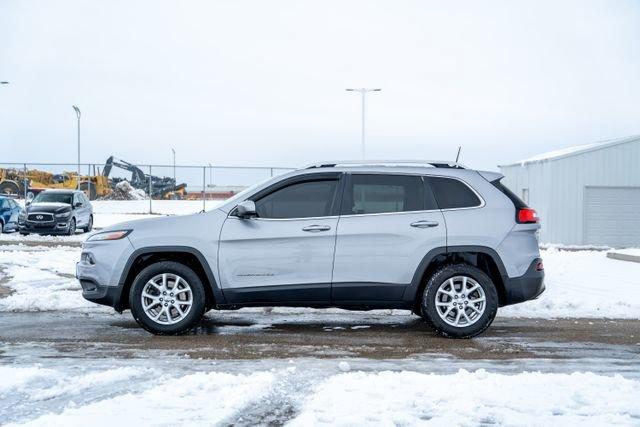 used 2017 Jeep Cherokee car, priced at $10,894