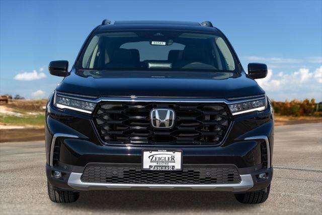 new 2025 Honda Pilot car, priced at $47,276