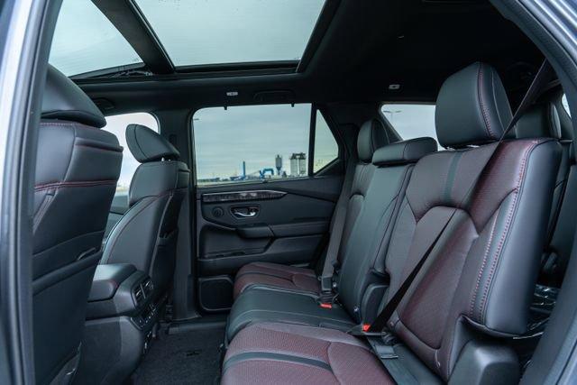 new 2025 Honda Pilot car, priced at $52,075