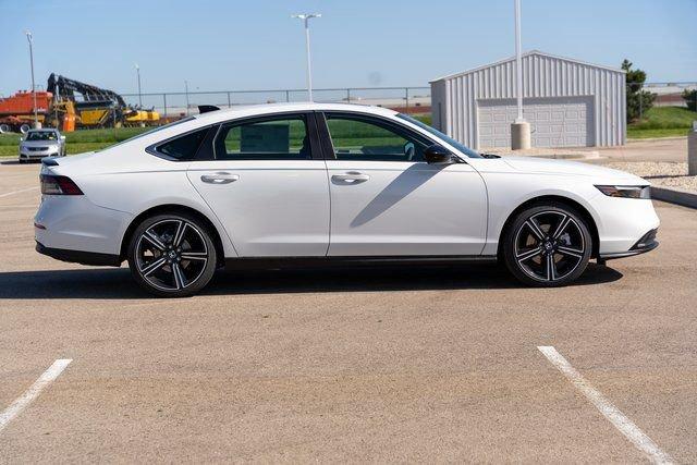 new 2025 Honda Accord Hybrid car, priced at $32,705