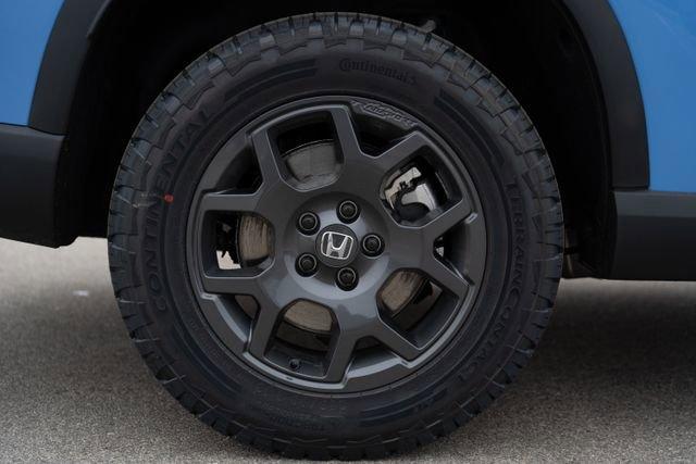 new 2025 Honda Pilot car, priced at $48,741