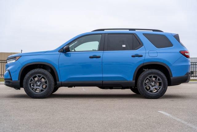 new 2025 Honda Pilot car, priced at $48,741