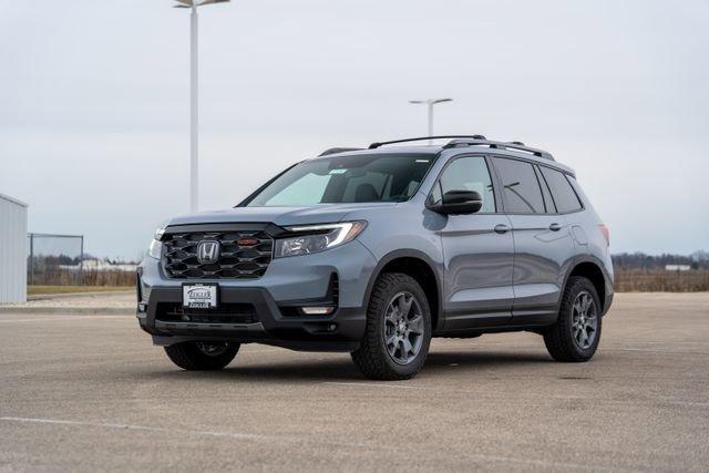 new 2025 Honda Passport car, priced at $43,995