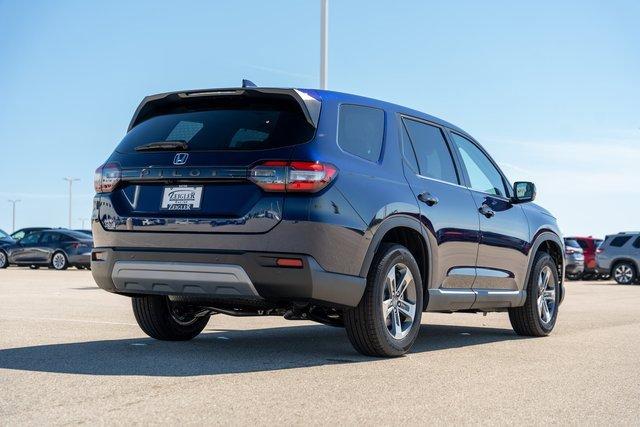 new 2025 Honda Pilot car, priced at $44,458