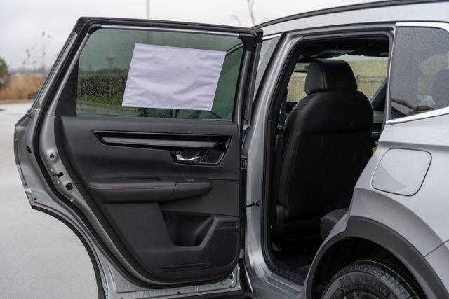 new 2026 Honda CR-V Hybrid car, priced at $41,450