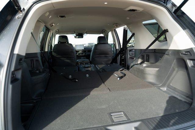 new 2025 Honda Pilot car, priced at $48,758