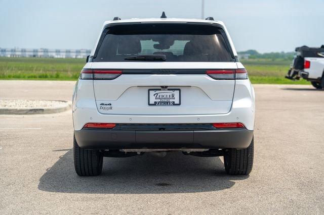 used 2023 Jeep Grand Cherokee car, priced at $34,494