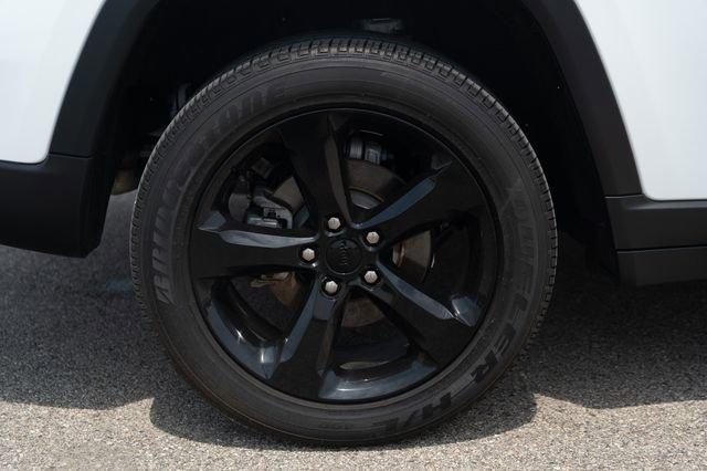 used 2023 Jeep Grand Cherokee car, priced at $34,494