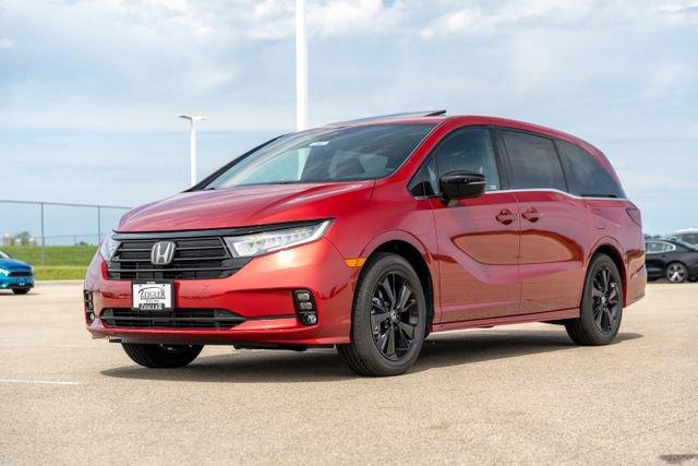 used 2024 Honda Odyssey car, priced at $43,655