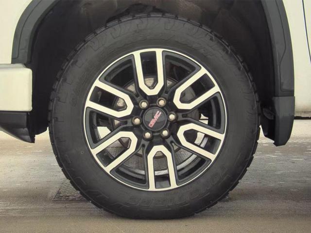 used 2023 GMC Sierra 1500 car, priced at $52,894