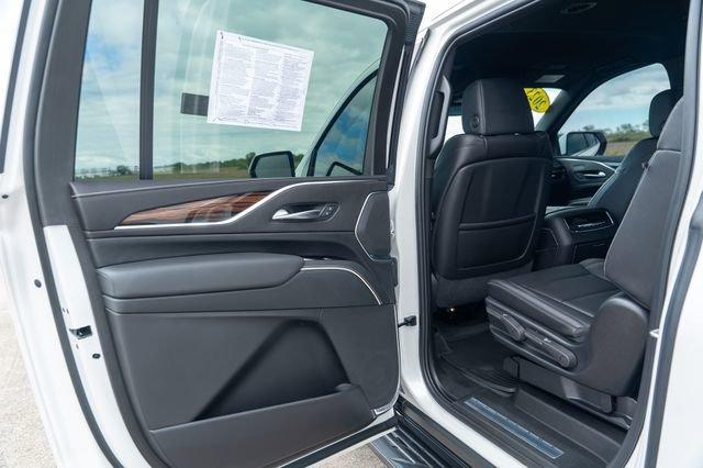 used 2023 Cadillac Escalade ESV car, priced at $65,994
