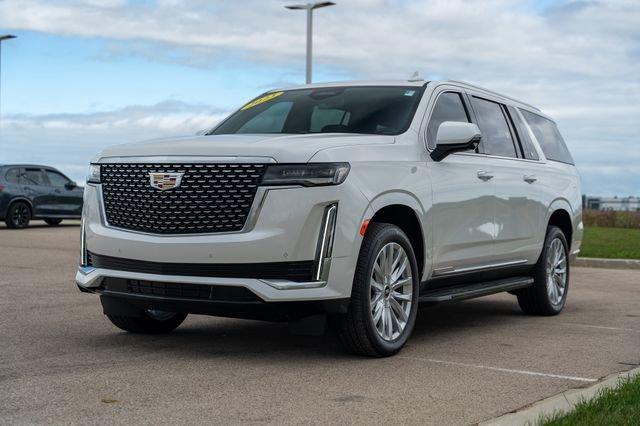used 2023 Cadillac Escalade ESV car, priced at $65,994