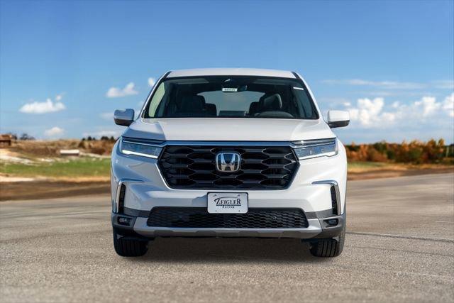 new 2025 Honda Pilot car, priced at $46,501