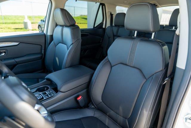 new 2025 Honda Pilot car, priced at $46,501