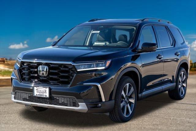 new 2025 Honda Pilot car, priced at $53,970