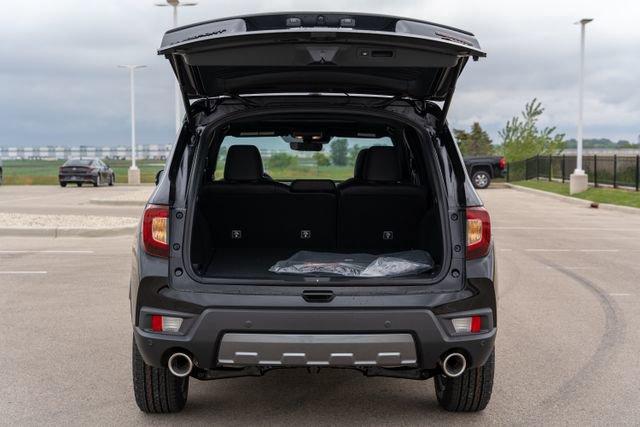 used 2022 Honda Passport car, priced at $30,824