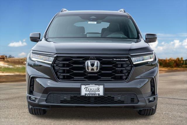 new 2025 Honda Pilot car, priced at $51,975