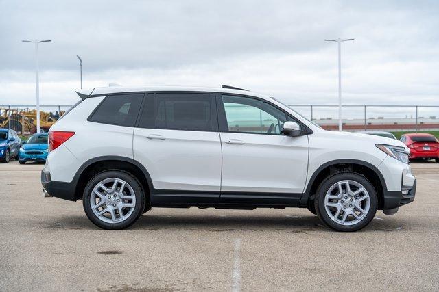 new 2025 Honda Passport car, priced at $42,120