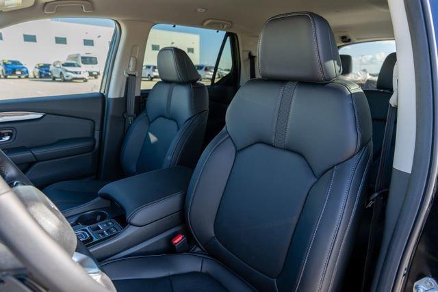 new 2025 Honda Pilot car, priced at $44,268